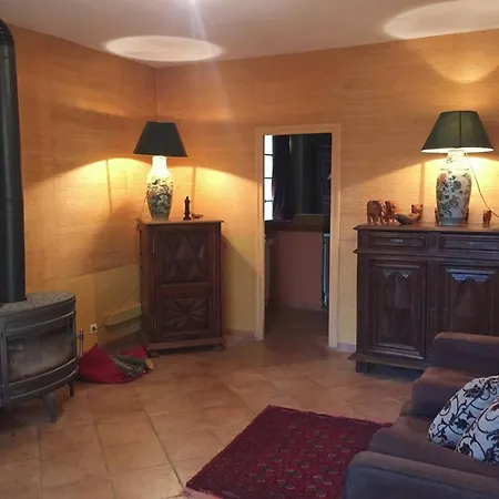 Charmante Maison A Avec Piscine Et Jardin